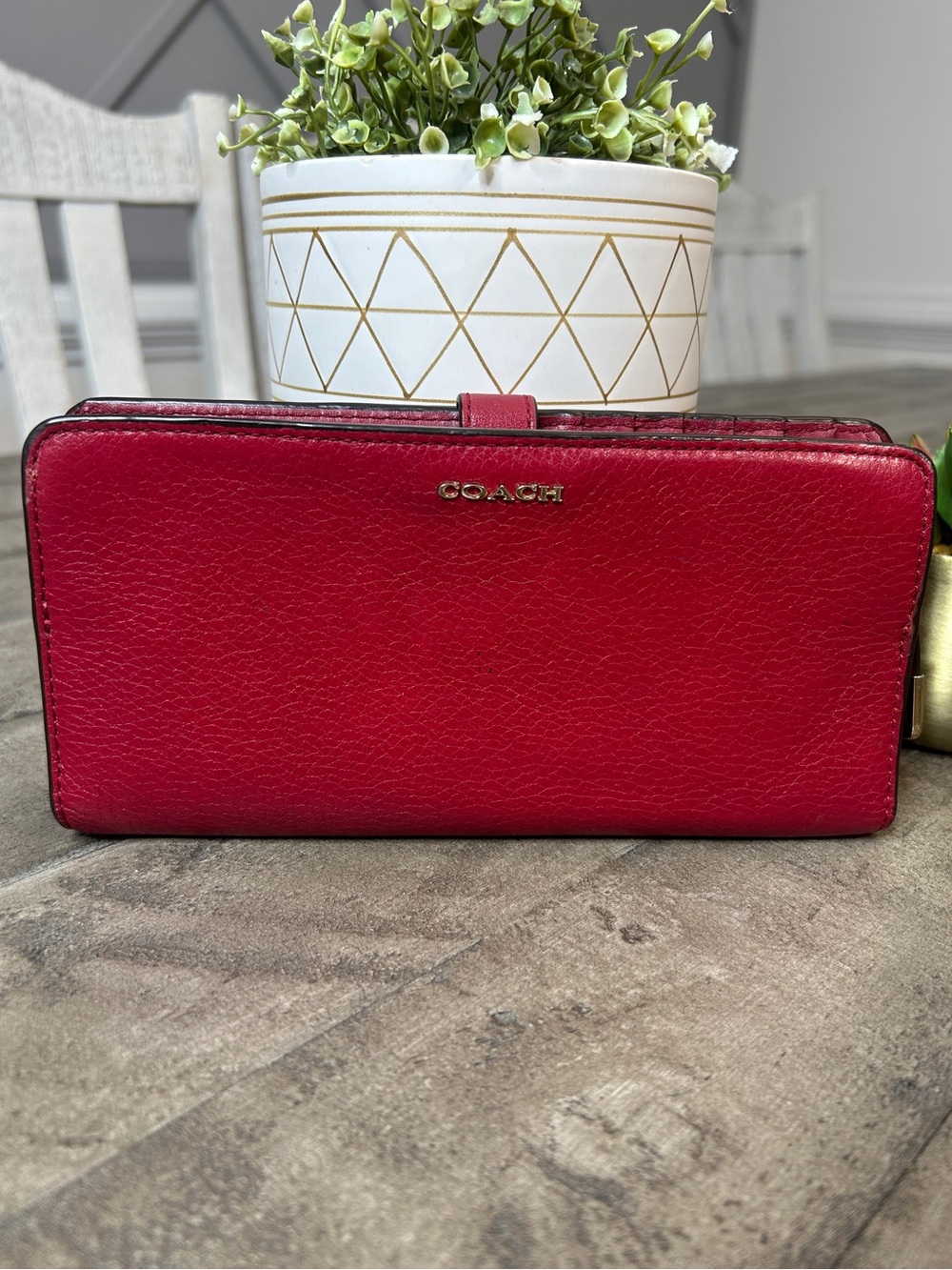 Coach Essential Slim Skinny Wallet Pebbled Leather Ruby Strawberry Red